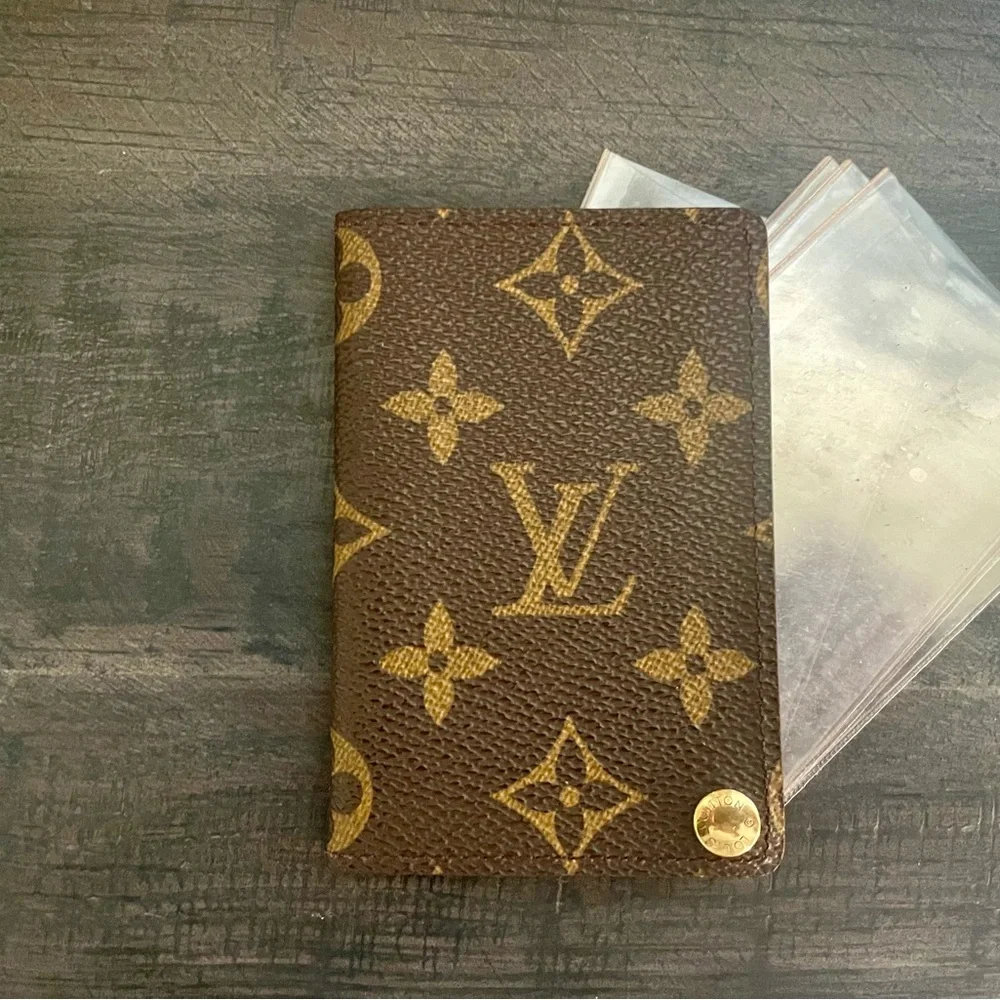 🔥Low Start Louis Vuitton Card Holder🔥 - Picture 3 of 9